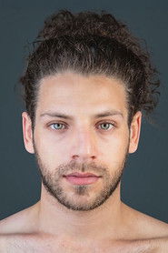 كريم داود عناية